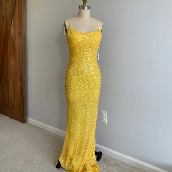 Windsor Yellow Sequin Backless Prom Dress - Picture 4 of 12